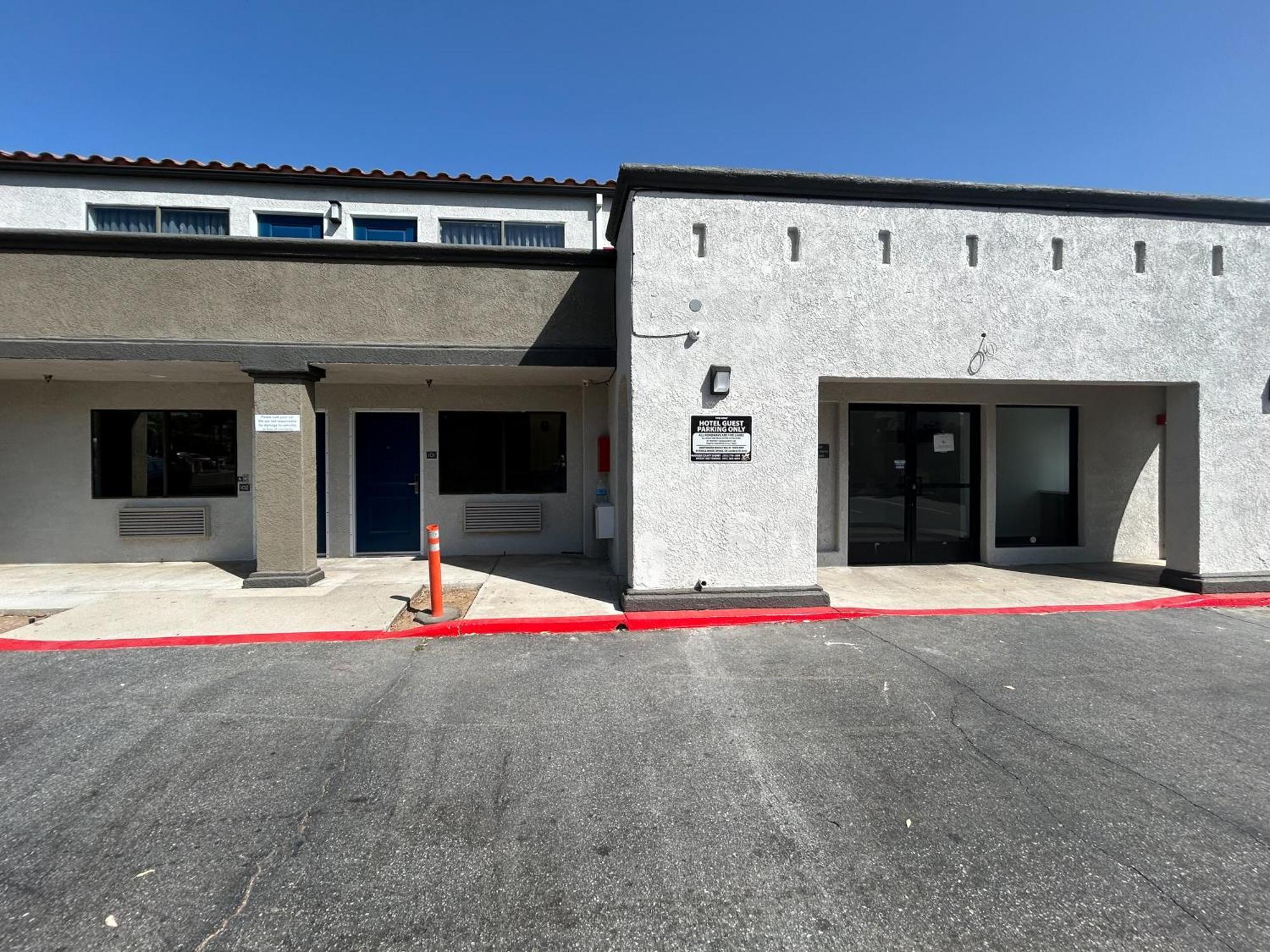 Studio 6 Lake Elsinore, Ca المظهر الخارجي الصورة